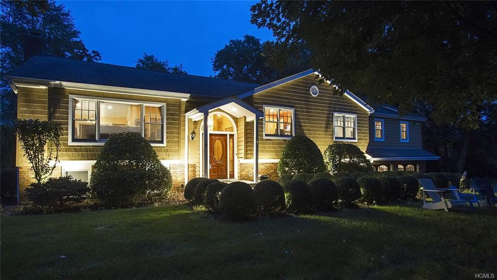 15 Lake Circle - Photo 1