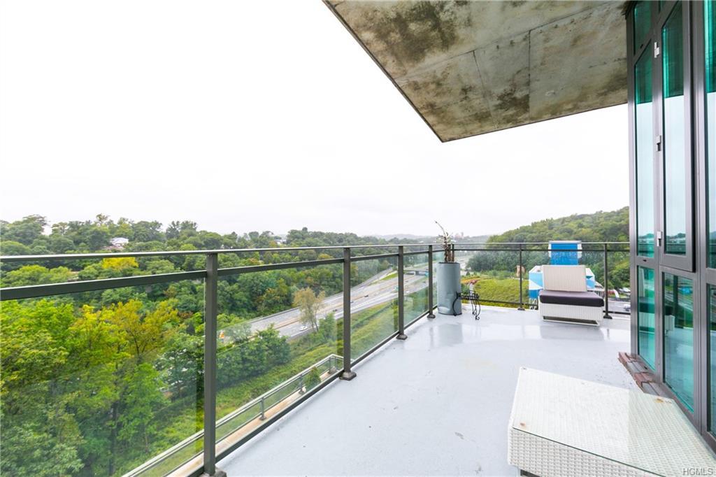 701 Ridge Hill Boulevard - Photo 1