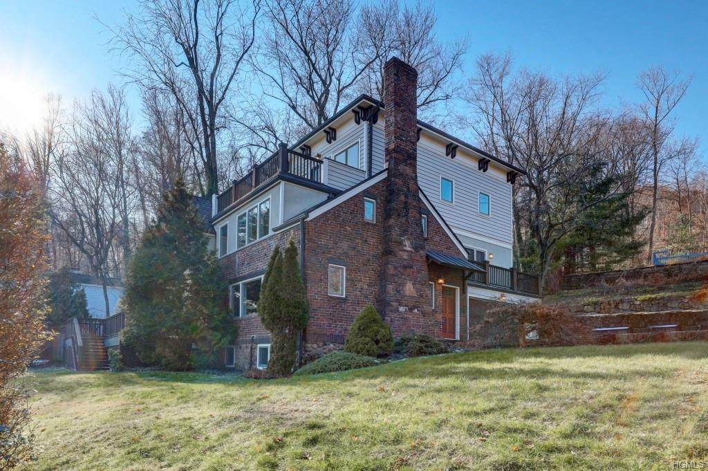 4 Hawthorne Place - Photo 1