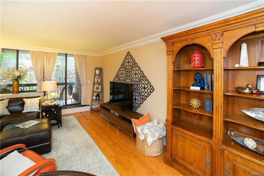 1374 Midland Avenue - Photo 1
