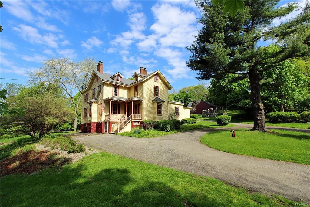 328 North Street - Photo 1