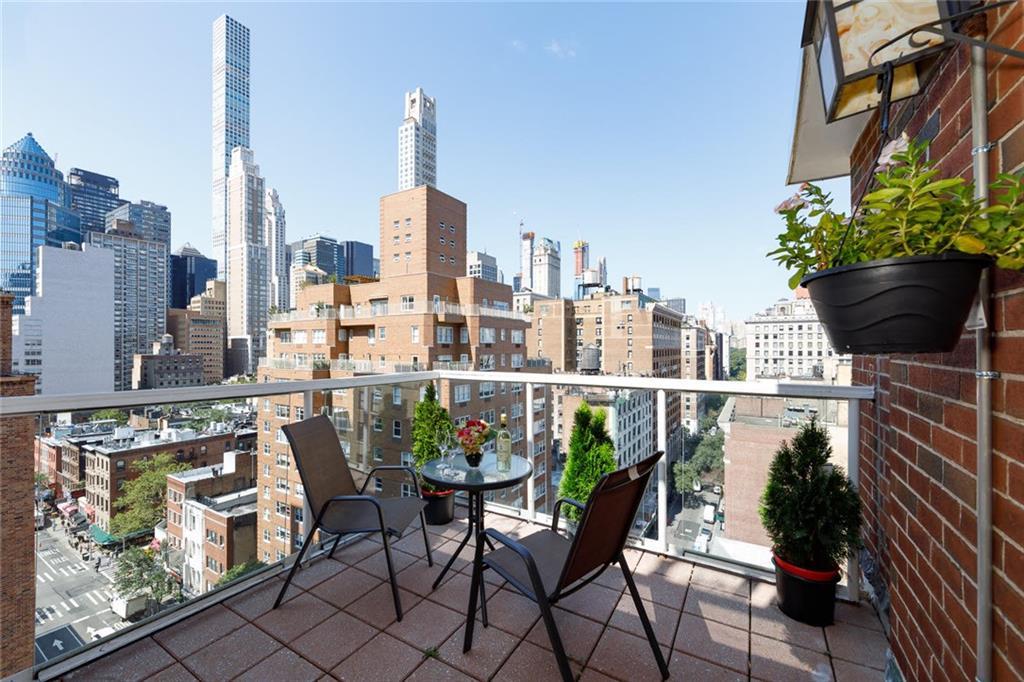 139 63rd Street - Photo 1