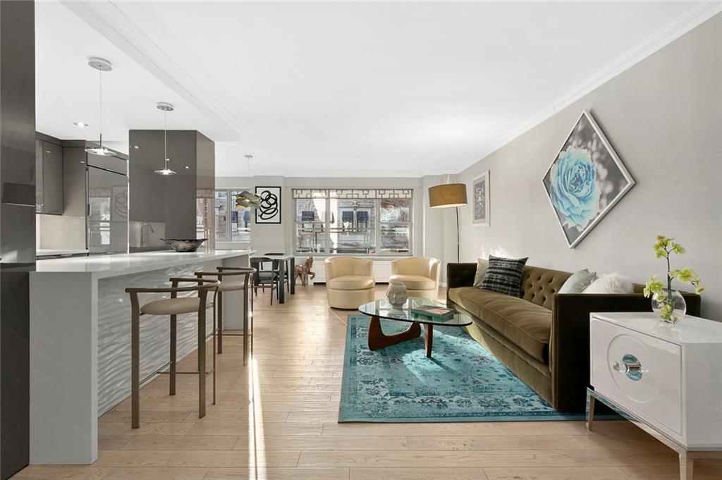 2 5th Avenue - Photo 1