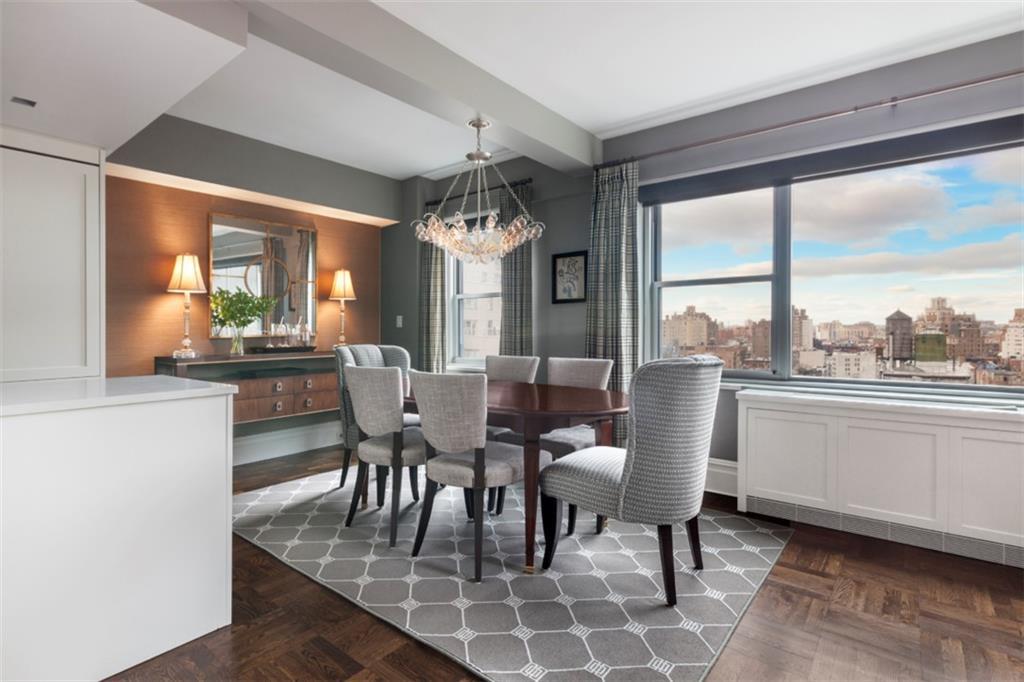 11 5th Avenue - Photo 1