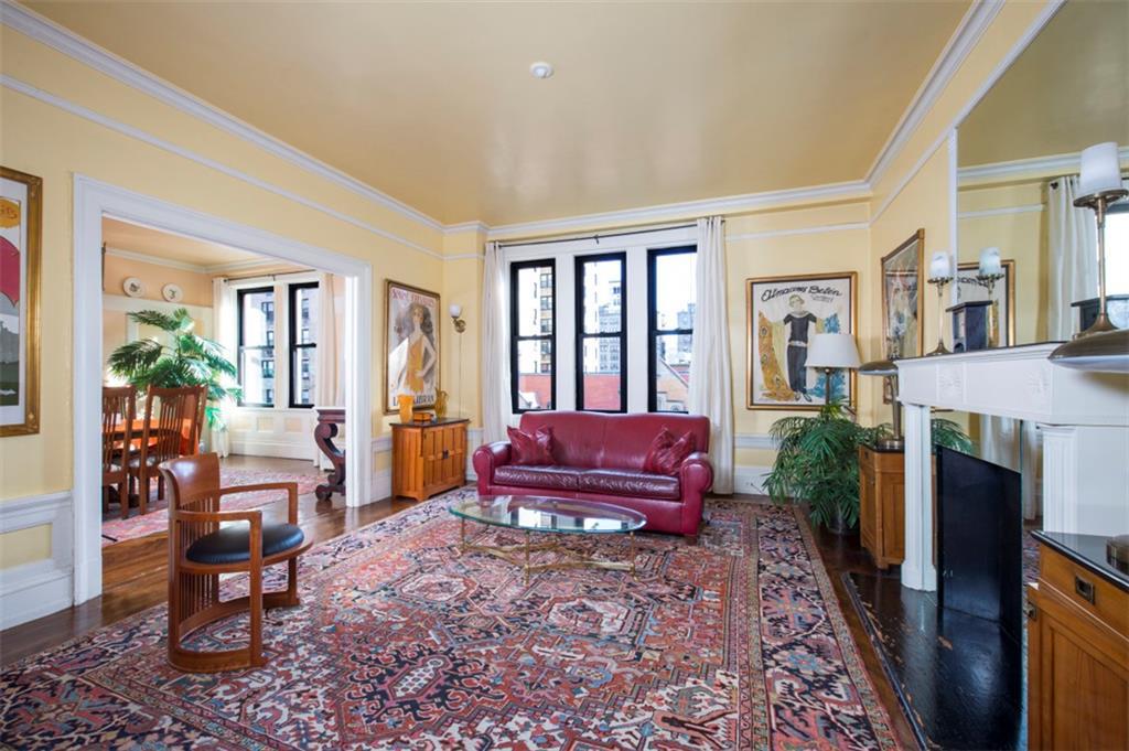 465 End Avenue - Photo 1