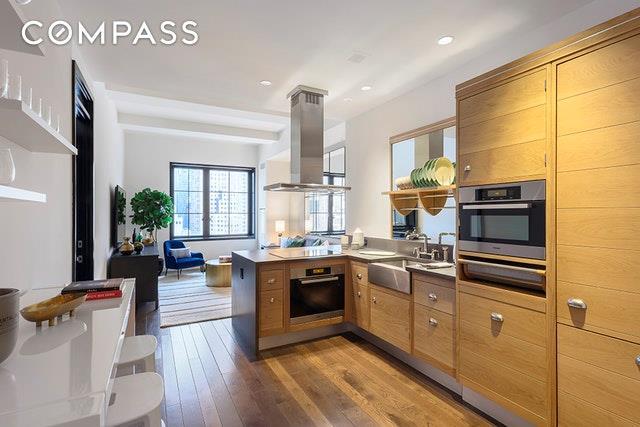 425 50th Street - Photo 1