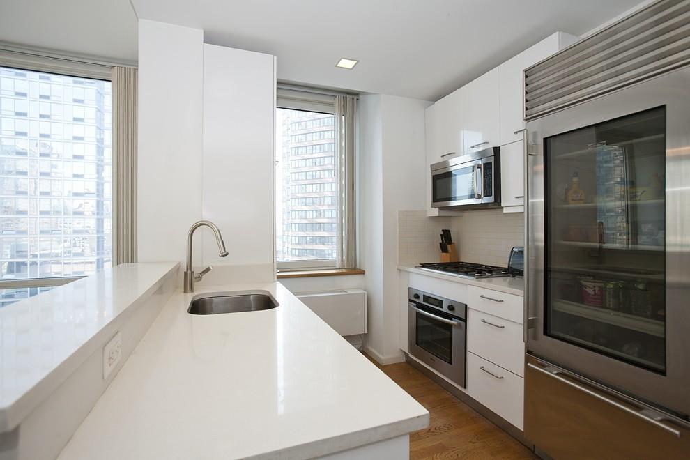 635 42nd Street - Photo 1