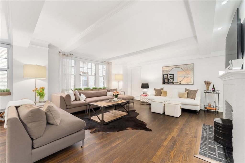 2 Horatio Street - Photo 1