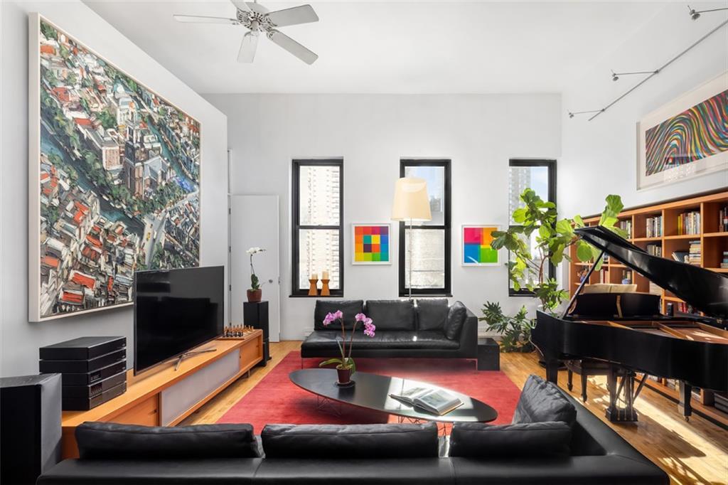 454 46th Street - Photo 1