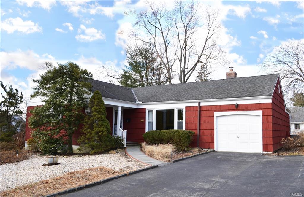 10 Hemlock Circle - Photo 1