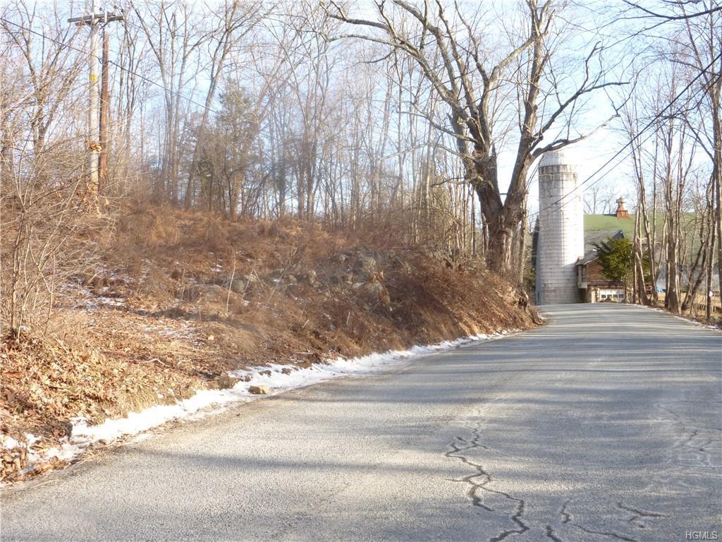 Chardavoyne Road - Photo 1