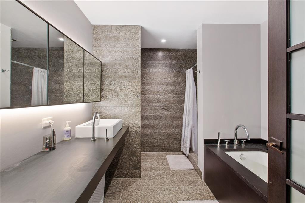 20 Pine Street - Photo 1