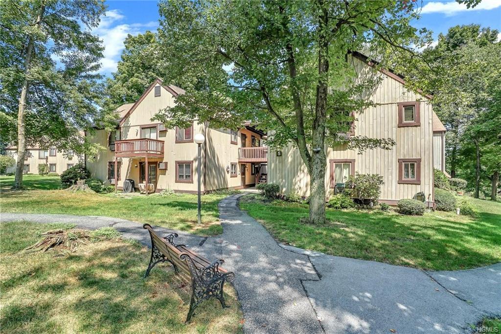 5 Heritage Drive - Photo 1