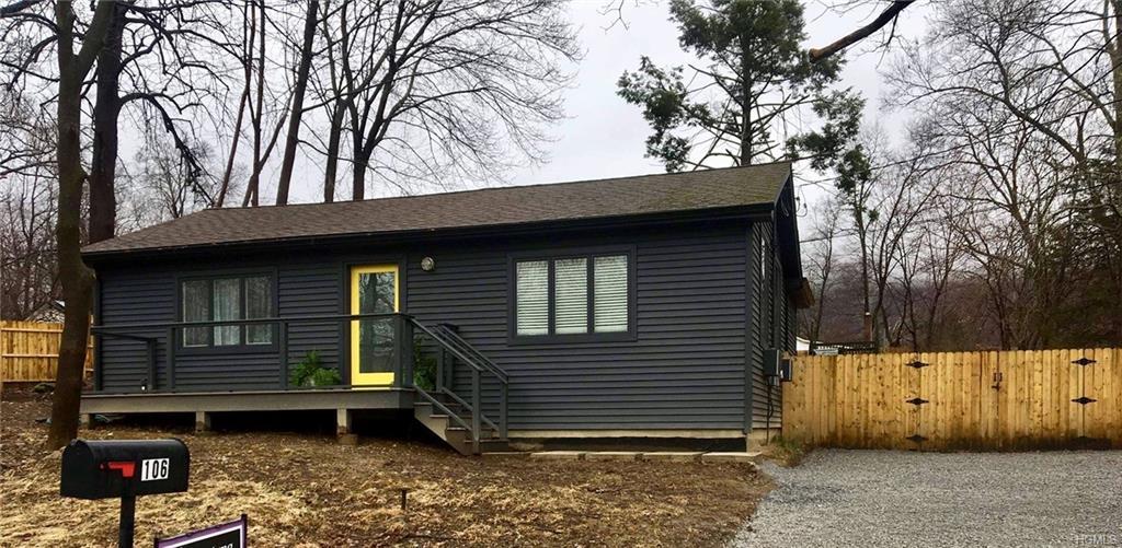 106 Wesley Avenue - Photo 1