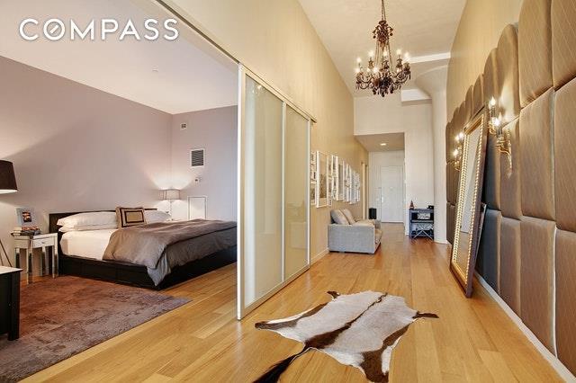 27-28 Thomson Avenue - Photo 1