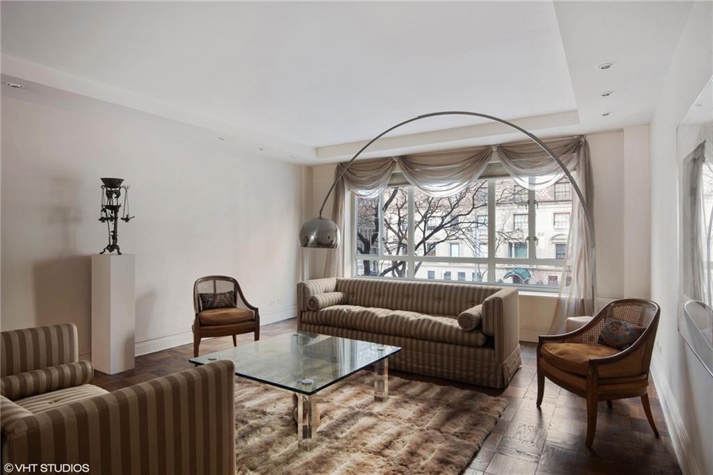 799 Park Avenue - Photo 1
