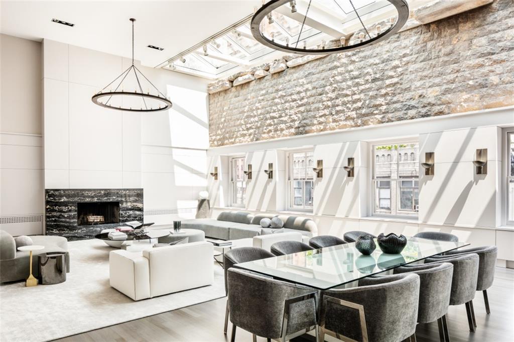 142 Duane Street - Photo 1