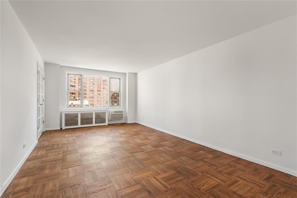 435 77th Street - Photo 1