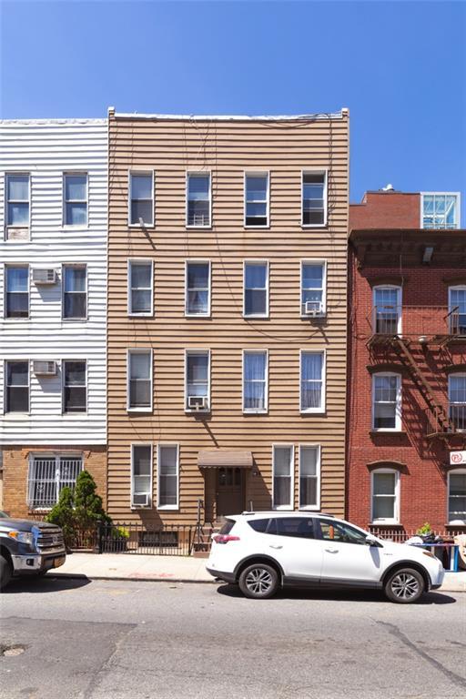 229 Calyer Street - Photo 1