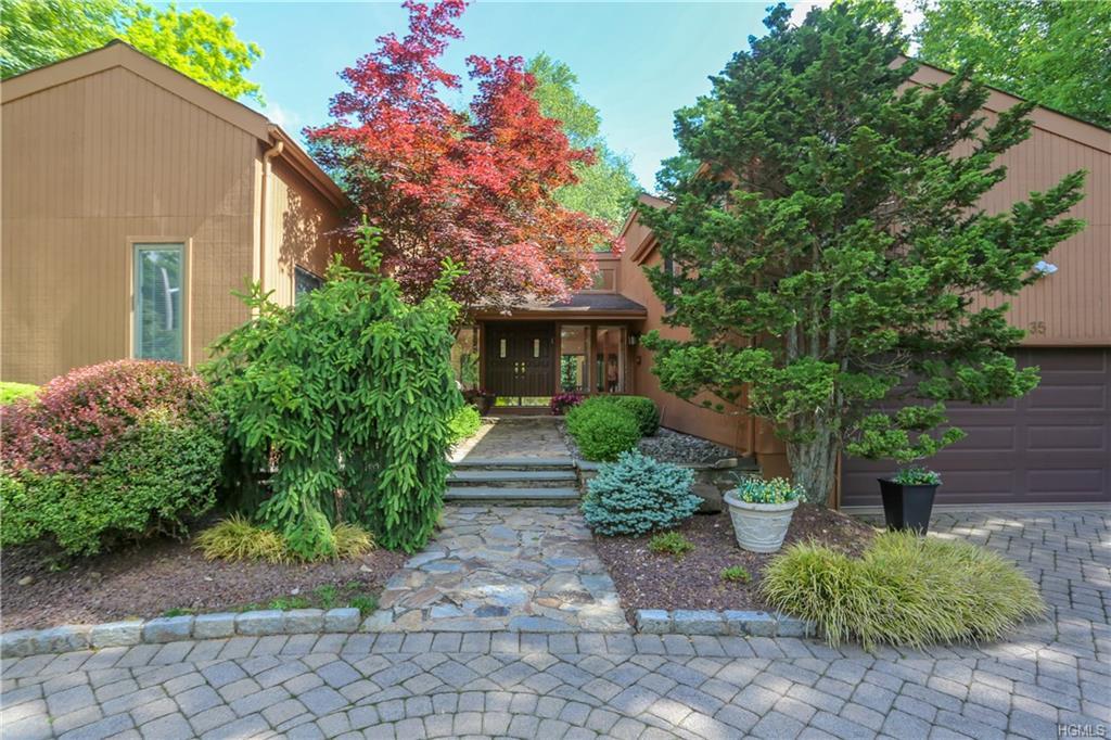 35 Pecan Valley Drive - Photo 1