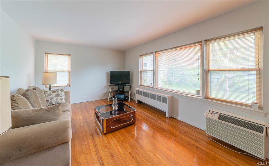 643 Pelham Road - Photo 1