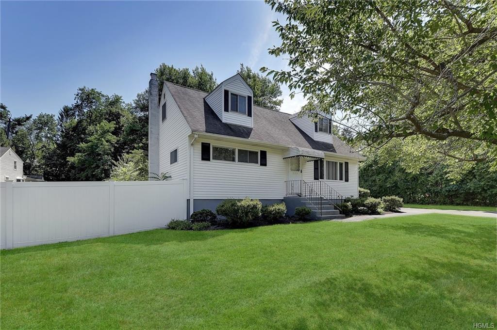 211 New Hempstead Road - Photo 1