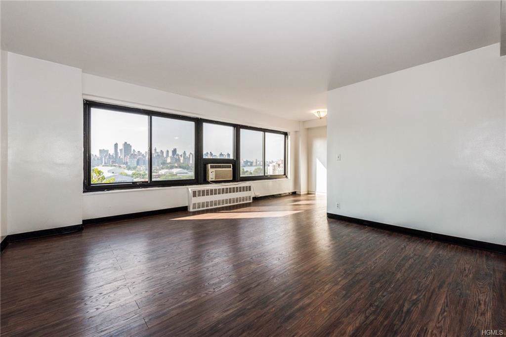 33-43-33-43 14 14th Street - Photo 1