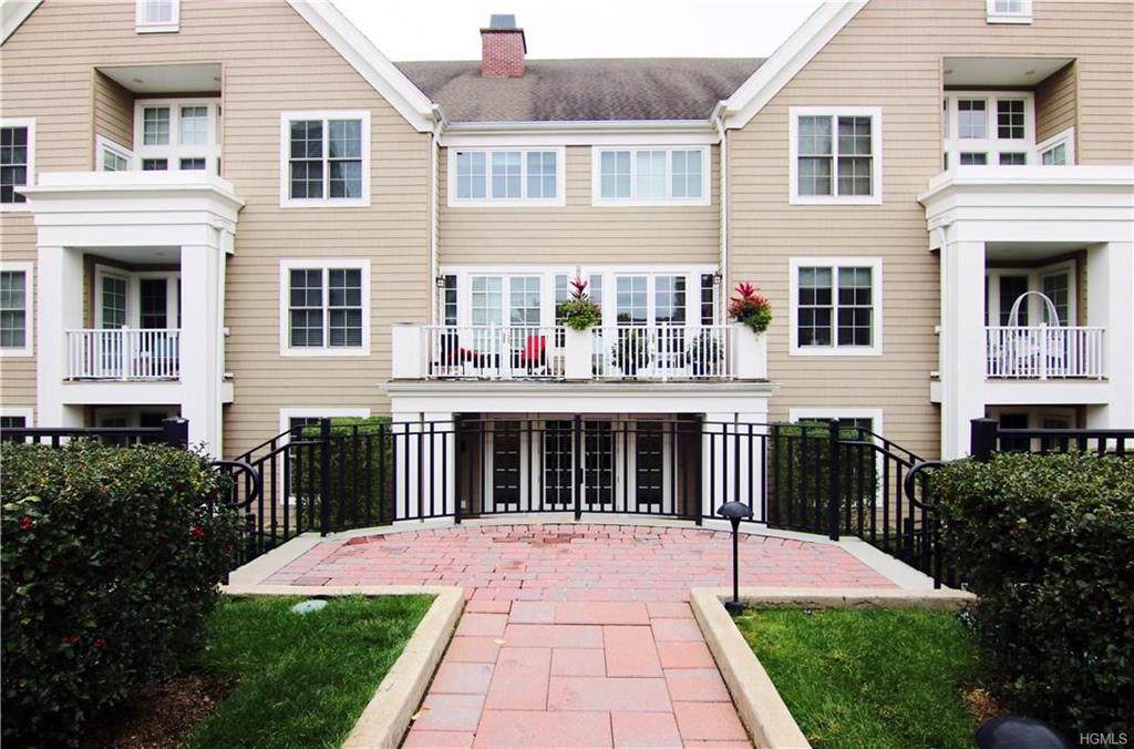 77 Havemeyer Lane - Photo 1