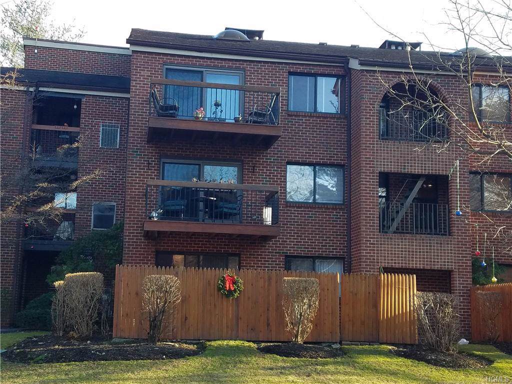 37 Bronxville Glen Drive - Photo 1
