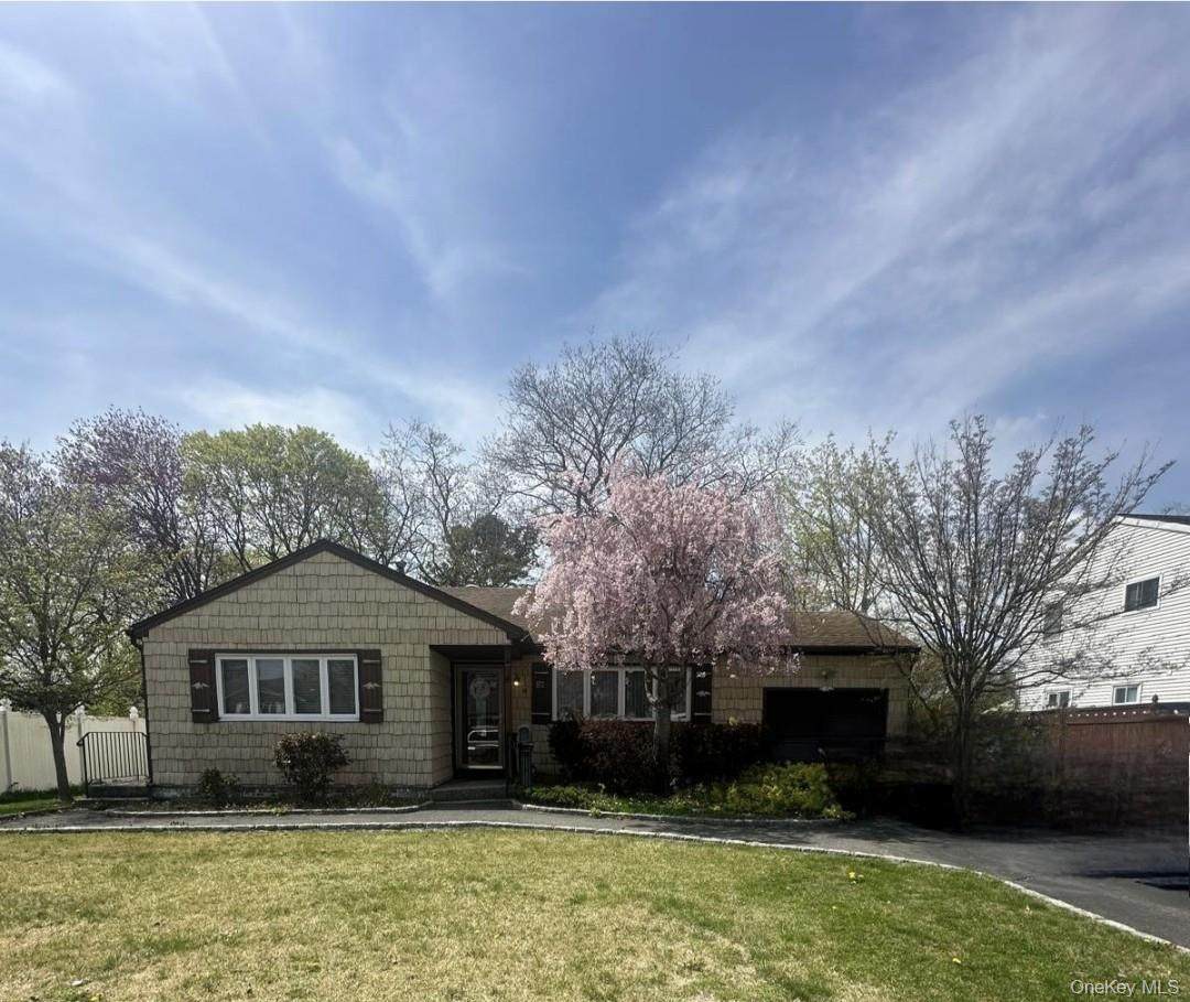 28 Glenda Drive - Photo 1