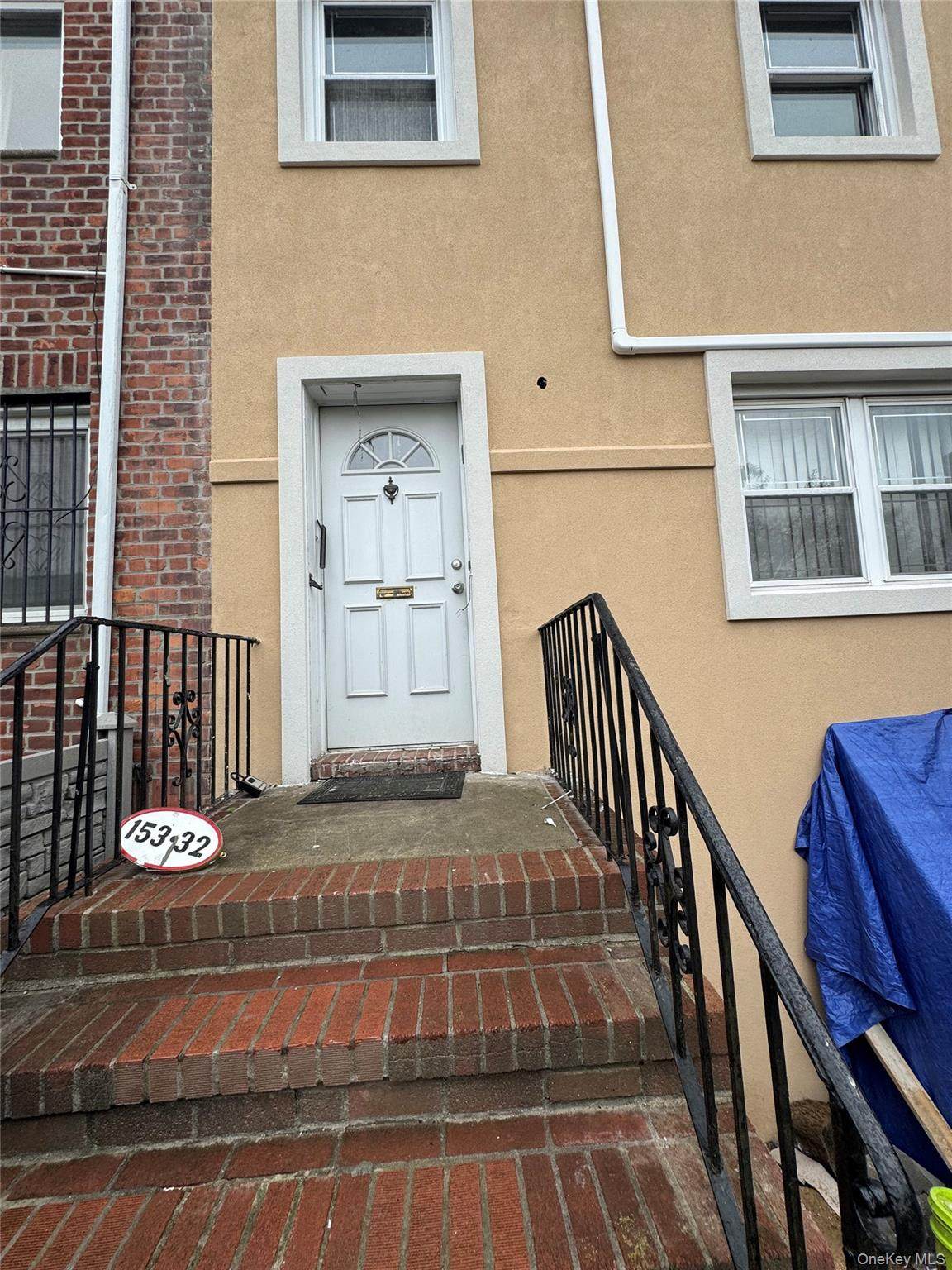 153-32 77 Avenue - Photo 1