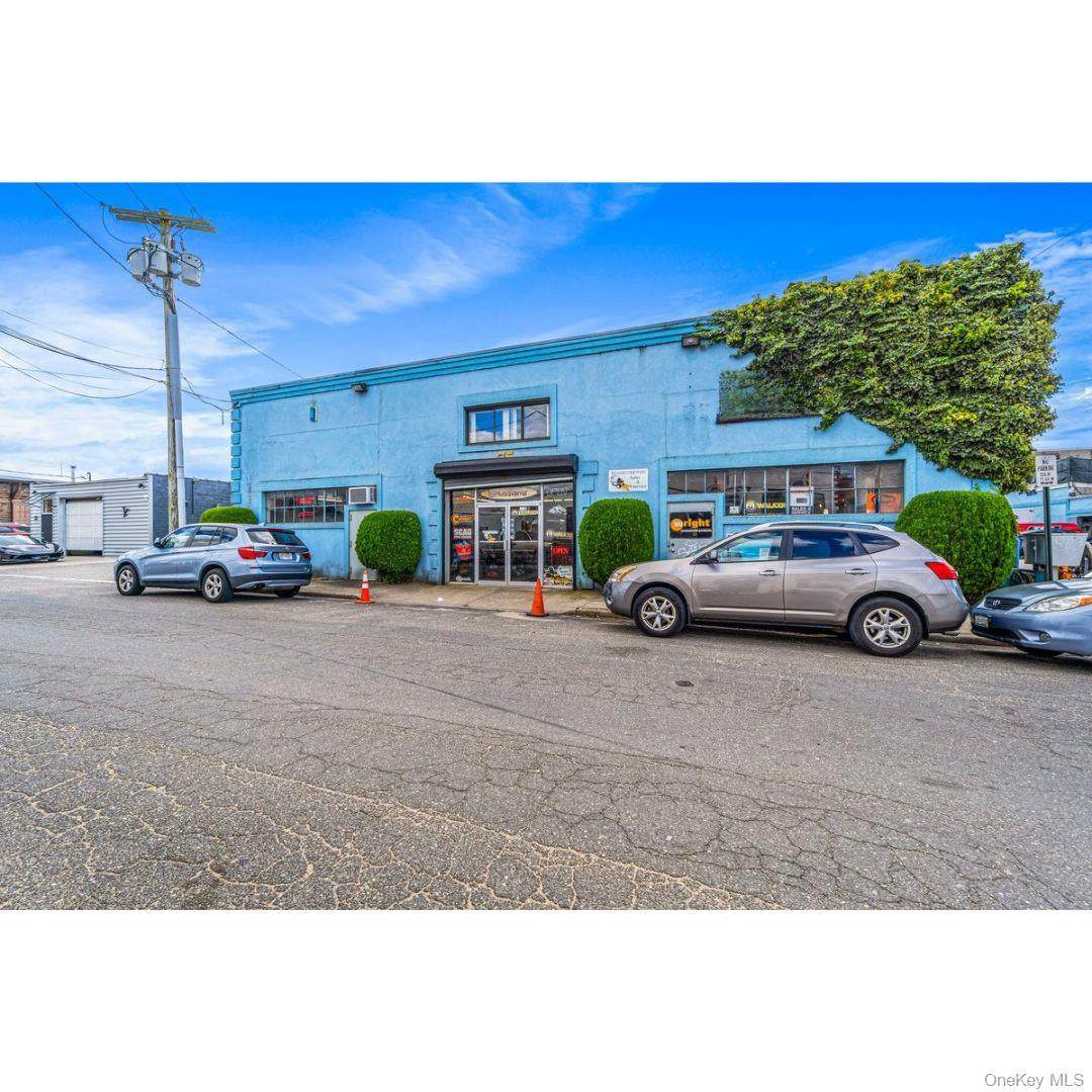 75 Windsor Avenue - Photo 1