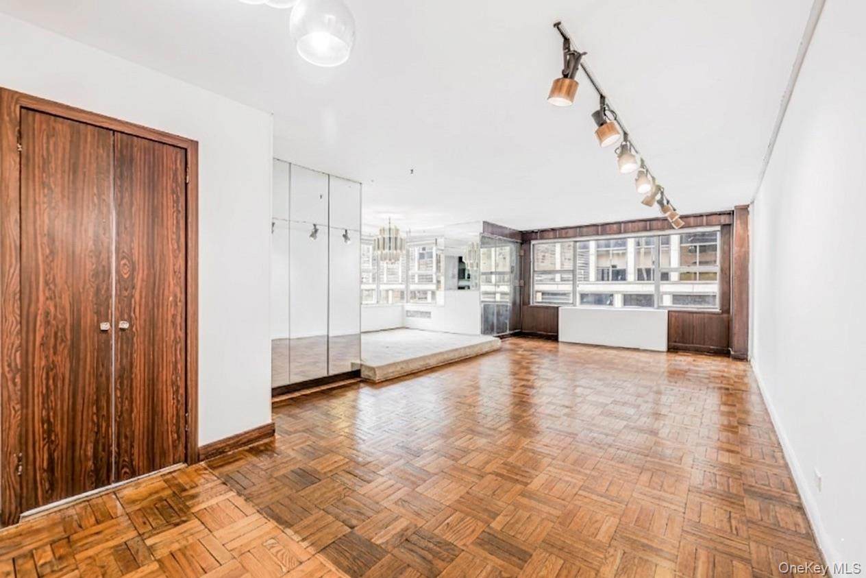 77 55th Street - Photo 1