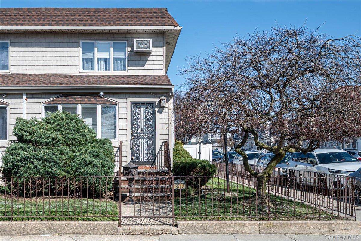19945 34th Avenue - Photo 1