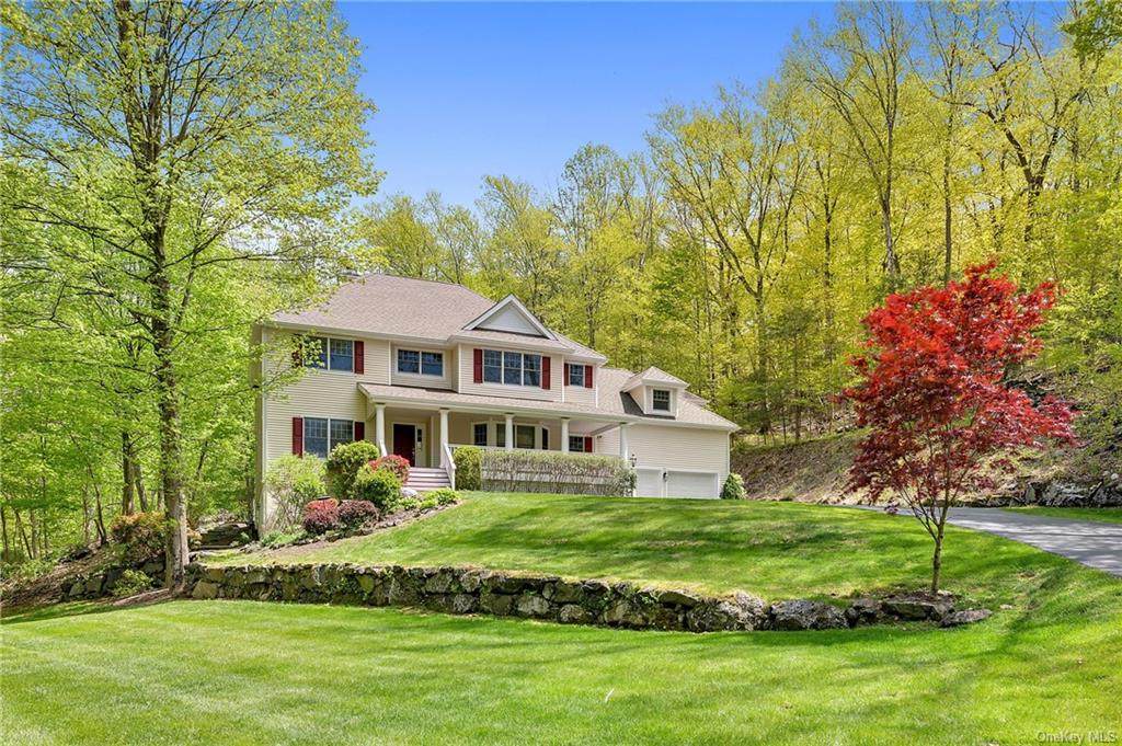 178 Watch Hill Road - Photo 1