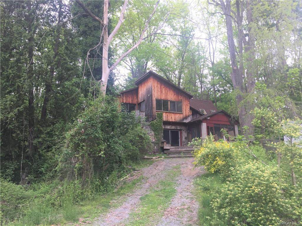 7 Hillside Avenue - Photo 1