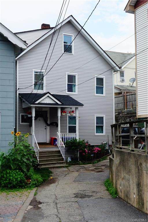 910 Elm Street - Photo 1