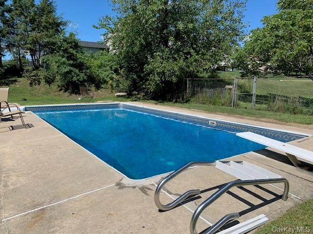 52 Revere Circle - Photo 1
