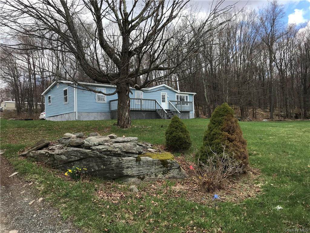 547 Stump Pond Road - Photo 1