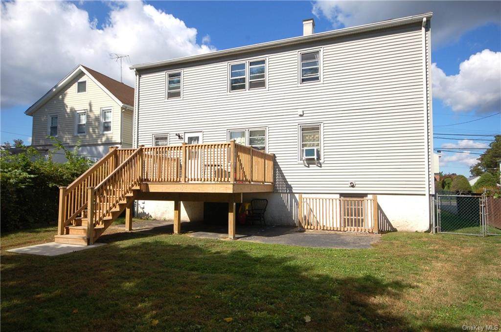 531 Jefferson Avenue - Photo 1