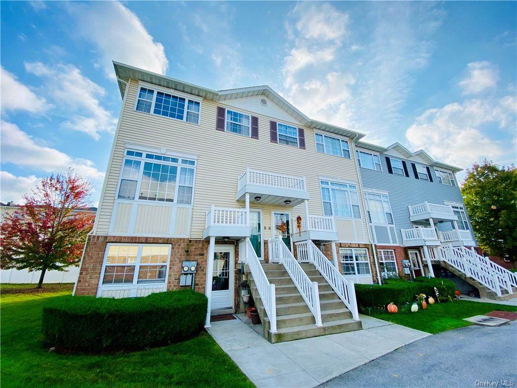 87 Admiral Court - Photo 1