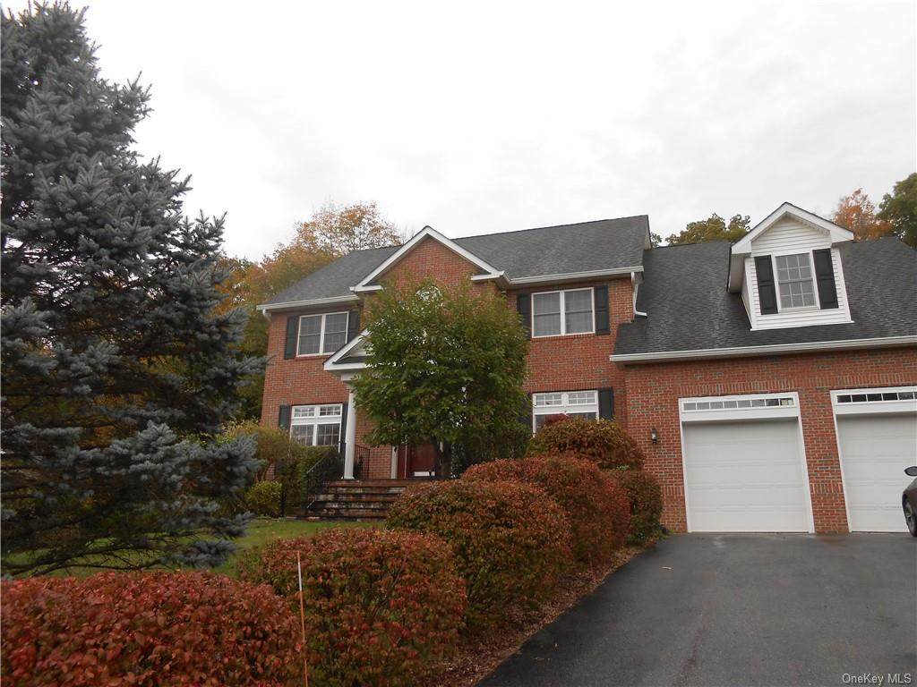 3 Coachlight Drive - Photo 1