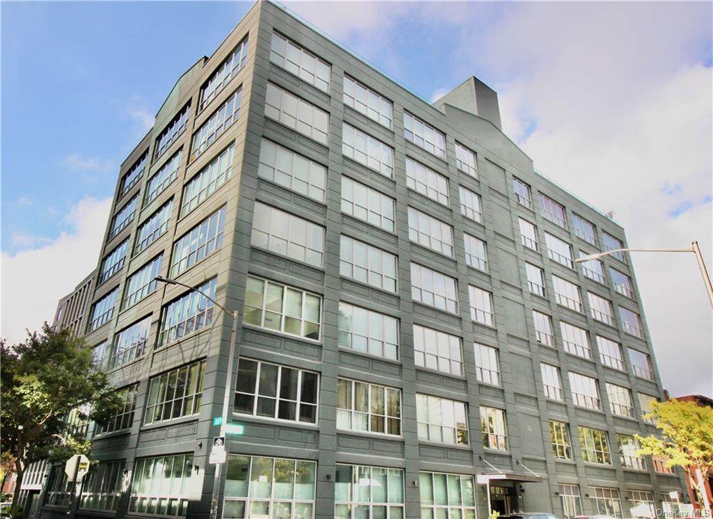 338 Berry Street - Photo 1
