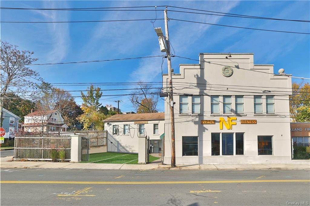 82 Franklin Street - Photo 1