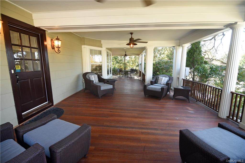 2 Castle View Court - Photo 1