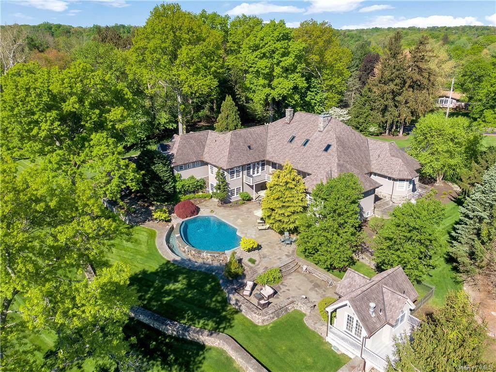 484 Strawtown Road - Photo 1