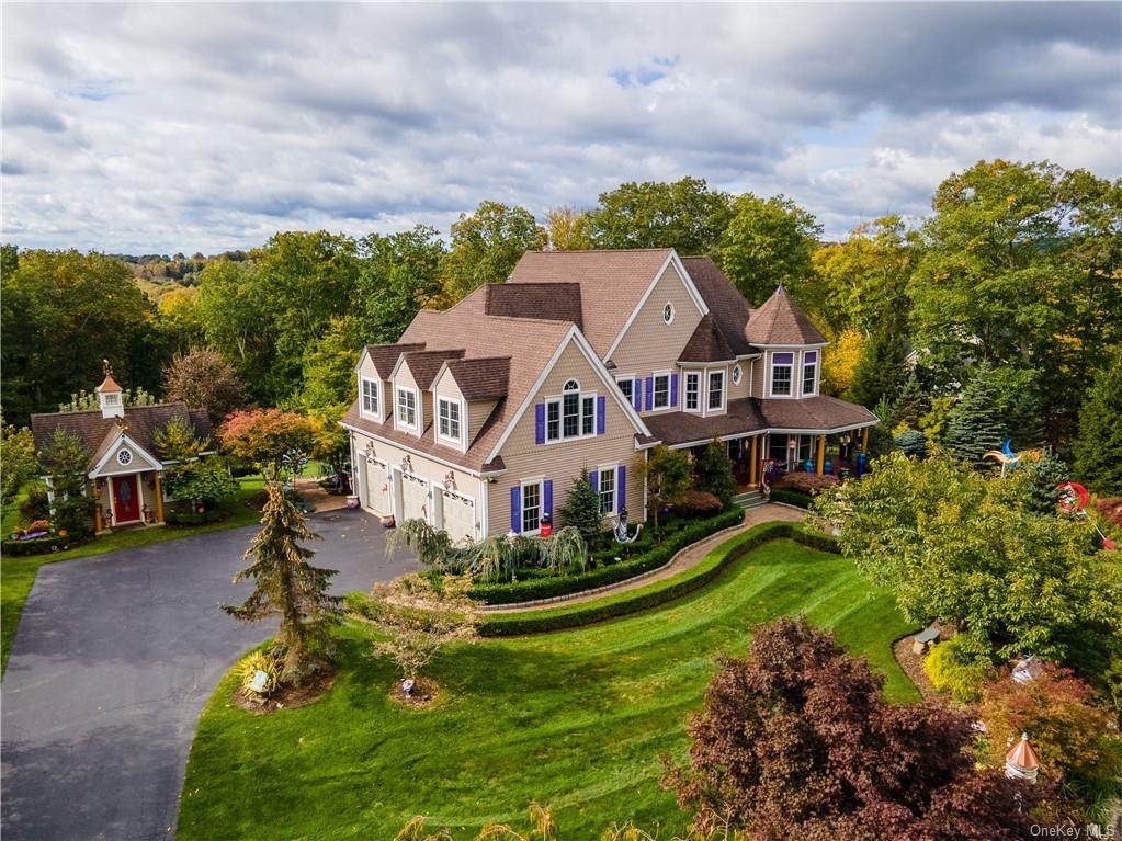 40 Sprucetop Drive - Photo 1