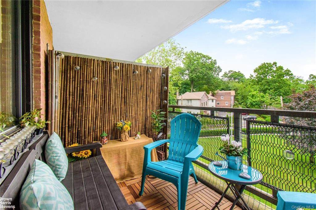 4901 Henry Hudson Parkway - Photo 1