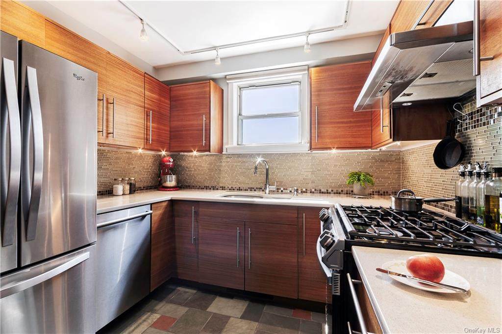 5700 Arlington Avenue - Photo 1