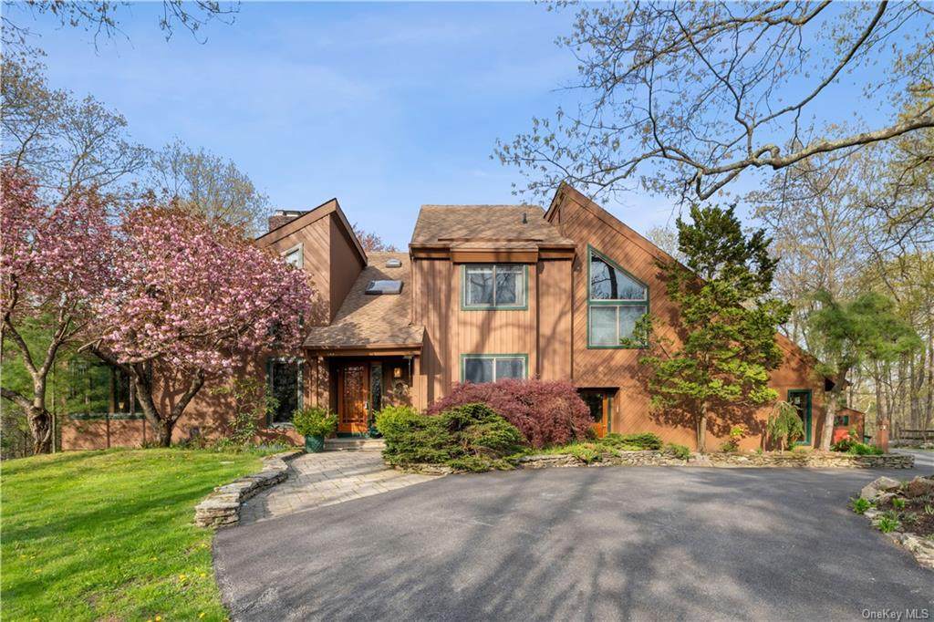64 Whippoorwill Road - Photo 1